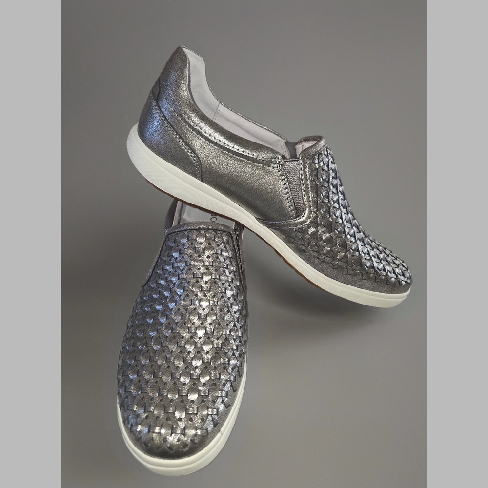 JOSEPH SEIBEL WOMEN'S SILVER METALLIC SLIP ON SNEAKERS SIZE 39/8.5❣️SO CUTE ❣️ - Picture 6 of 7